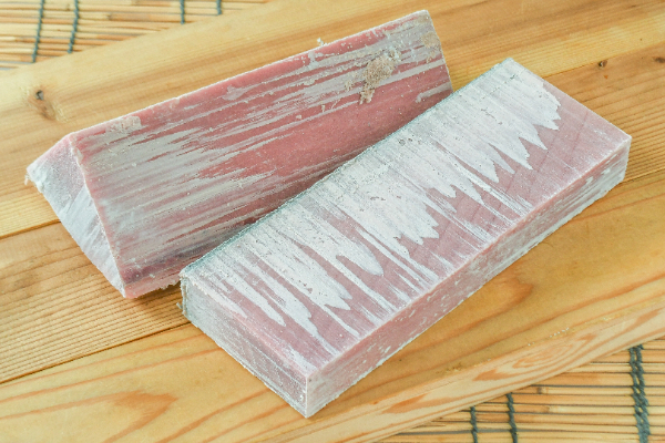 養殖本マグロ（加熱用サク）