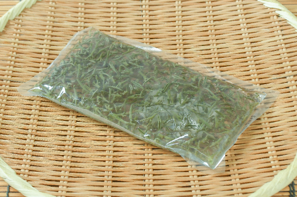 デュナミス 秋山章 作品食卓敷物 山菜 【業務用食材の仕入れなら八面六臂】