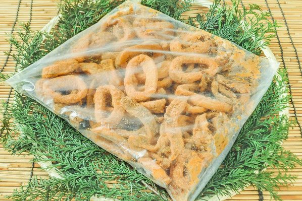 丸ごとイカ唐揚げ