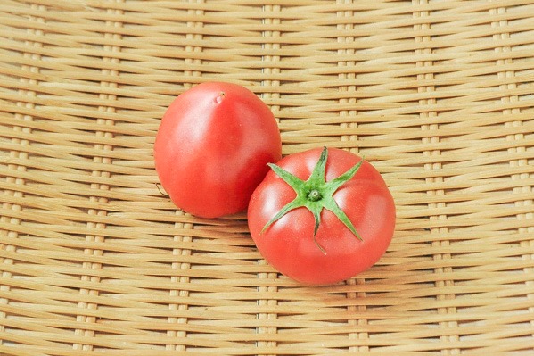 大玉トマト（2S）（32玉サイズ）