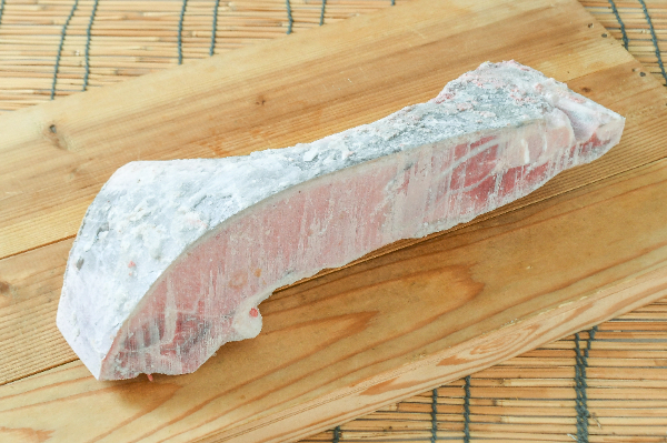 養殖インドマグロカマ 【業務用食材の仕入れなら八面六臂】