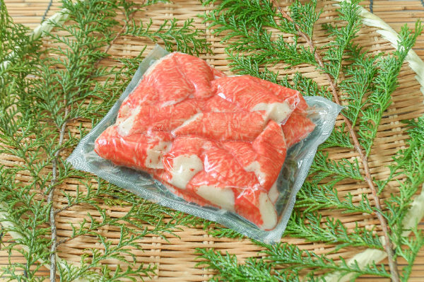 かに風味かまぼこ（カニカマ）