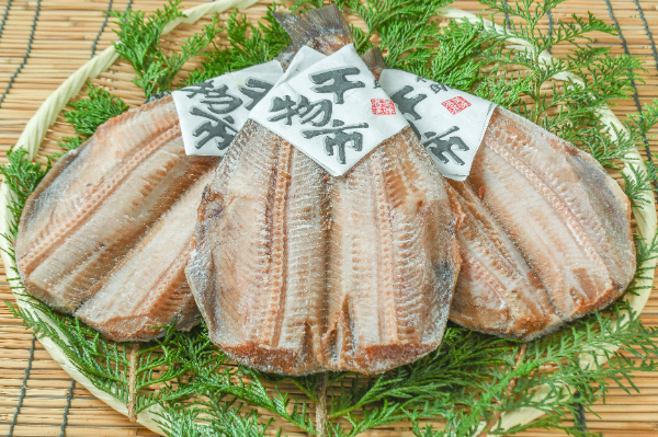 ホッケ開き（三角帯）