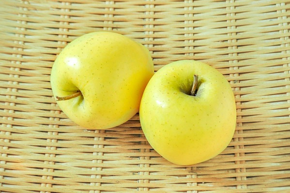 黄色りんご（シナノゴールド）（50玉サイズ）
