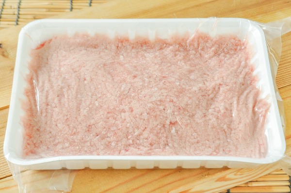 豚肉ミンチ細挽き（冷凍）