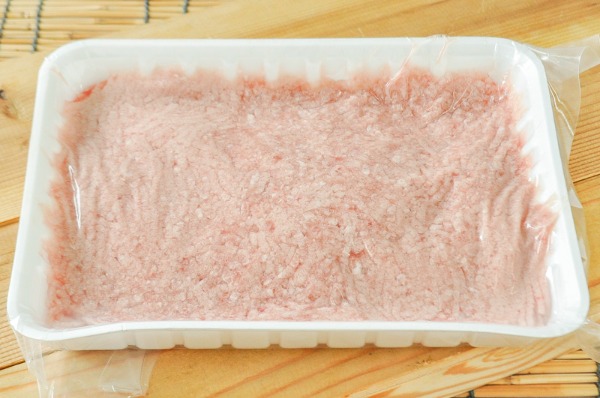 豚肉ミンチ細挽き（冷凍）