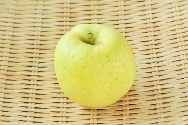 黄色りんご（星の金貨）（56玉サイズ）