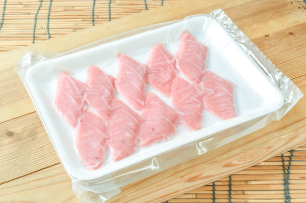 養殖本マグロスライス（中トロ）