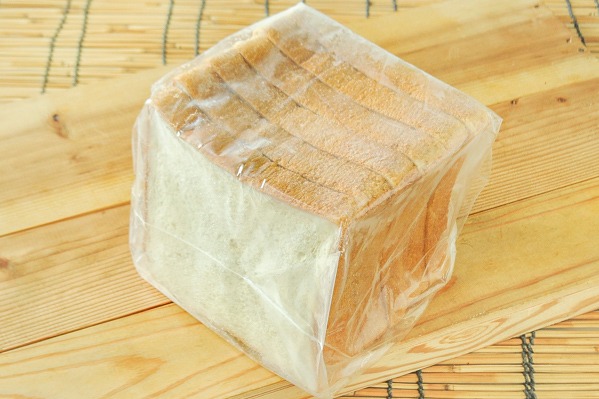 TFスライス食パン（6枚切）（冷凍）