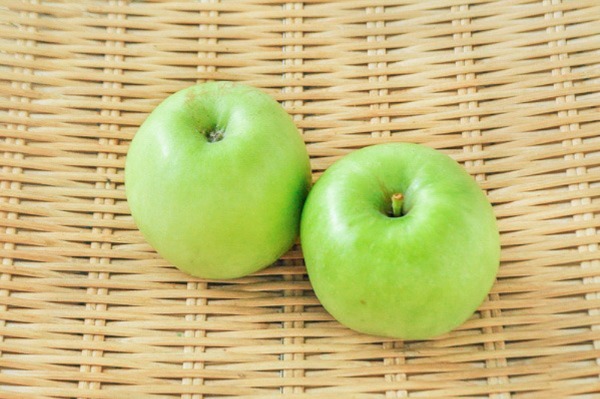 青りんご（グラニースミス）（40玉サイズ）