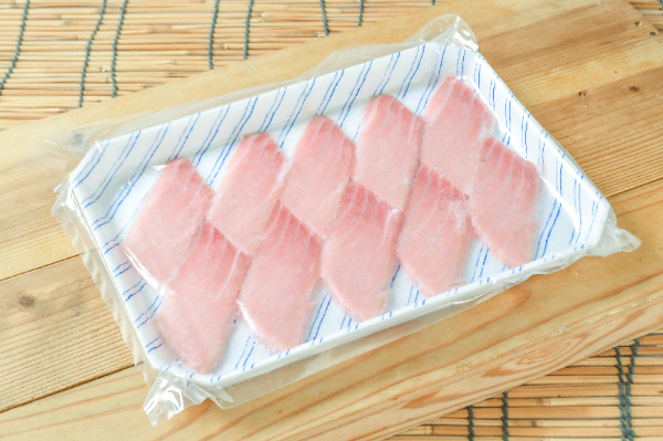 養殖本マグロスライス（大トロ）