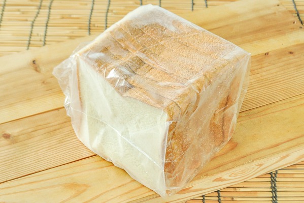 TFスライス食パン（8枚切）（冷凍）