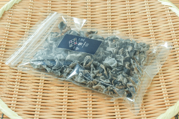 乾燥キクラゲ 【業務用食材の仕入れなら八面六臂】