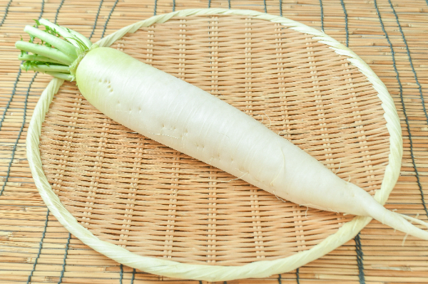 紅くるり大根 【業務用食材の仕入れなら八面六臂】