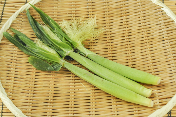 皮付きヤングコーン 35本サイズ 八面六臂