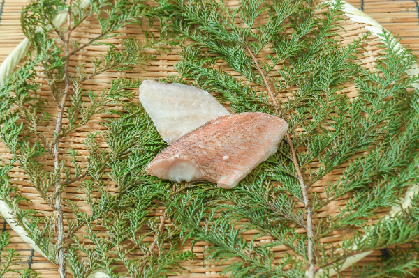 赤魚骨取り切身　50gr