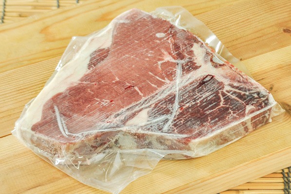 牛肉Tボーンステーキ（冷凍） 450-500gr