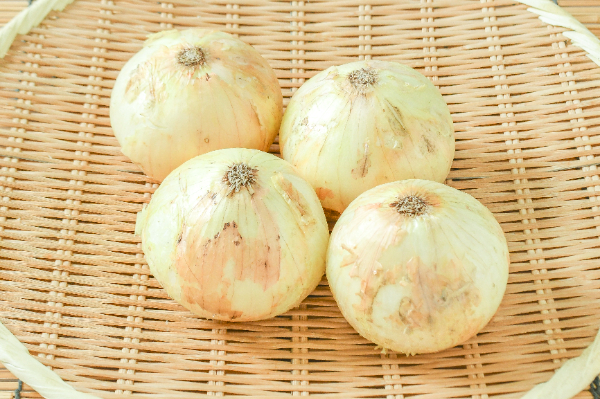 玉ねぎ（L）1kg