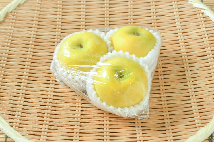 つぶし用りんご（B品） 【業務用食材の仕入れなら八面六臂】