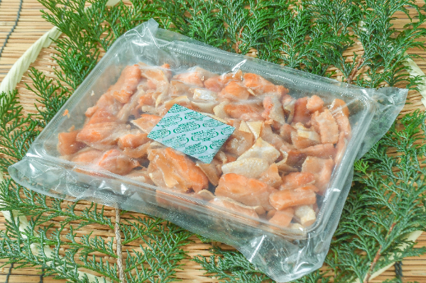 鮭ハラス（冷凍） 【業務用食材の仕入れなら八面六臂】