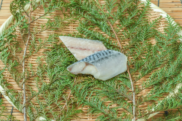 無塩サバ切身（センターカット）50gr