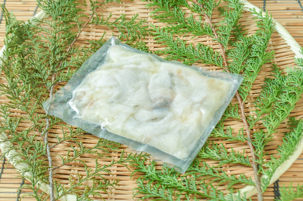 養殖スズキ切り落とし