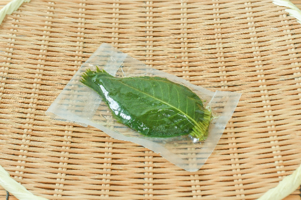 桜の葉塩漬け