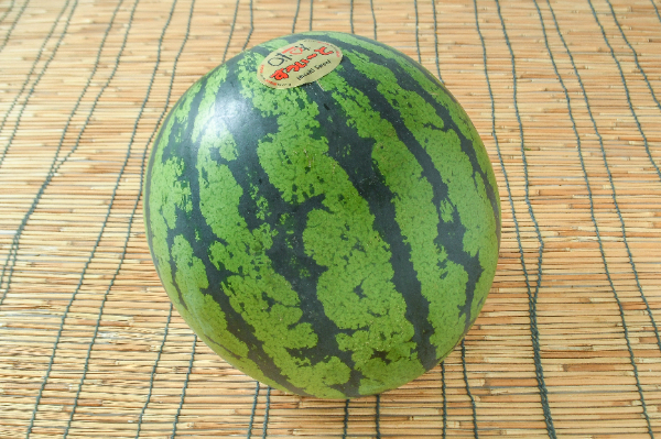 すいか 【業務用食材の仕入れなら八面六臂】