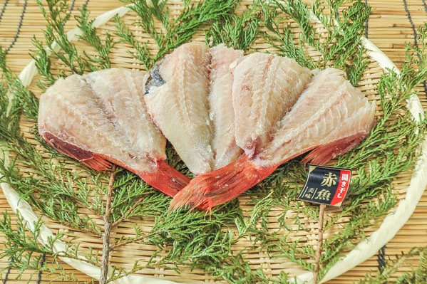 （株式会社渡曾）赤魚開き干し　160－180gr