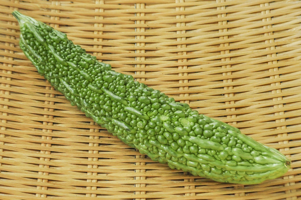 ゴーヤー 2l 12本サイズ 八面六臂