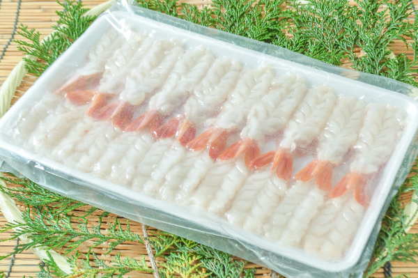 お造り赤エビ開き（7L） 【業務用食材の仕入れなら八面六臂】