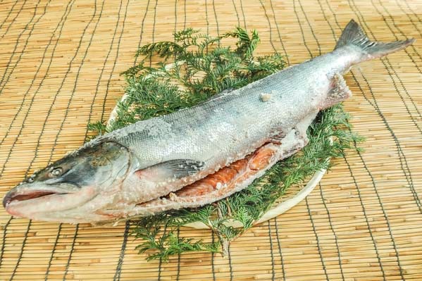 新巻鮭（白鮭） ユーザーレビュー一覧 【業務用食材の仕入れなら八面六臂】