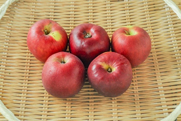 りんご（紅玉）