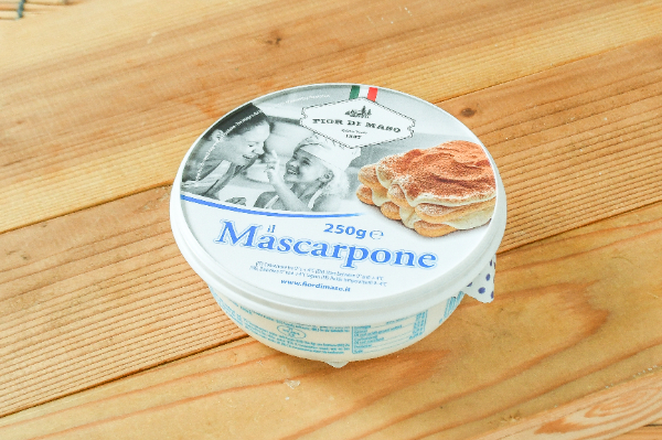 マスカルポーネ　250gr
