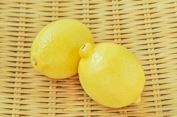 丸正　生レモン（リスボン種）（115玉サイズ）