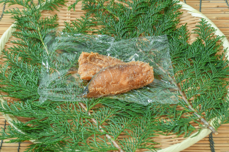 銀鮭四半身魚沼こしひかり味噌漬け