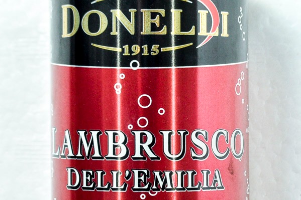 Lambrusco dell'Emilia Rosso Amabile（ランブルスコ・デッレミリア・ロッソ・アマービレ） (1)