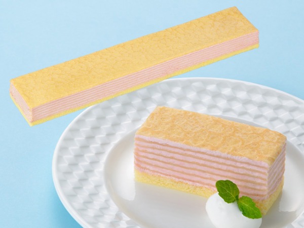 フリーカットケーキ ミルクレープ（いちご） 【業務用食材の仕入れなら八面六臂】