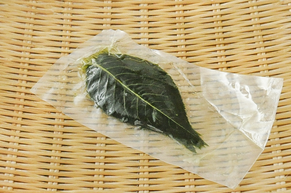 桜の葉塩漬け 八面六臂