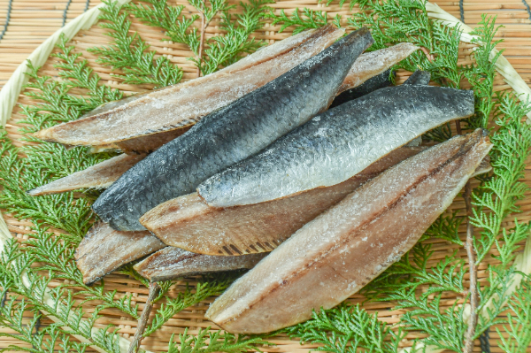 ニシン（フィレ）（腹骨取り）1kg