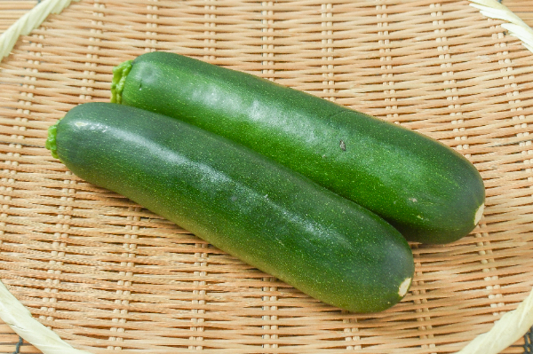 ズッキーニ　400gr