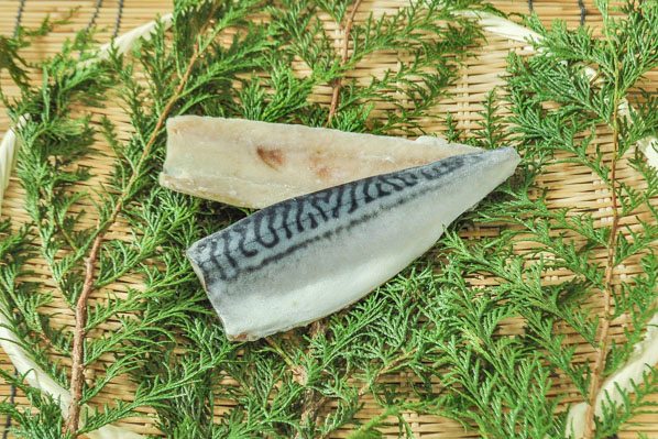 塩サバフィレ（46入サイズ）（骨取り済）
