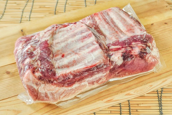 豚肉肩スペアリブ（4リブ）