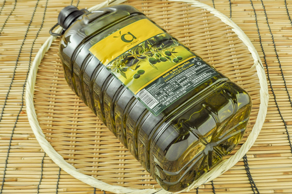 オリーブオイル 【業務用食材の仕入れなら八面六臂】