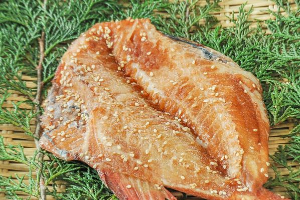 （入久水産株式会社）赤魚醤油干し 260-320gr (1)