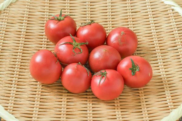 美トマト（丸M）（糖度8度）700gr