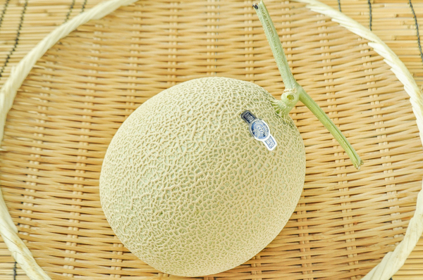 クラウンメロン（白クラス）（6玉サイズ） 【八面六臂】