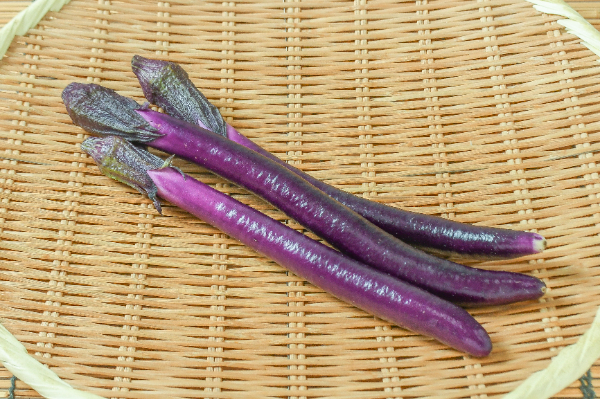 ペンなす（長茄子）100gr3入