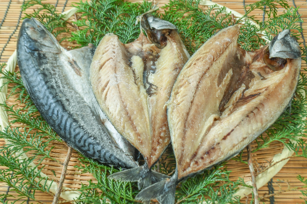サバ開き干し（かぎ開き）300-500gr