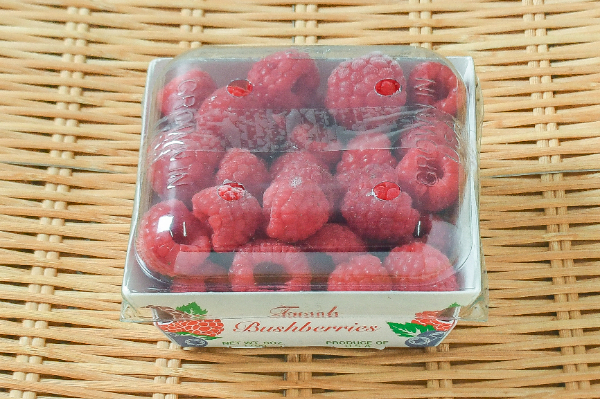 ラズベリー 【業務用食材の仕入れなら八面六臂】